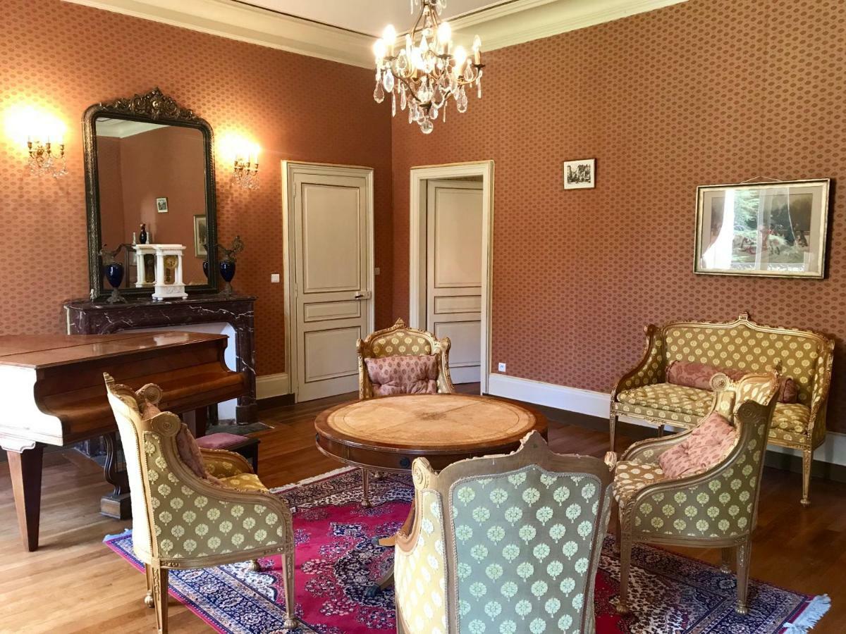 Chateau De Walmath Saint-Laurent-les-Églises Extérieur photo