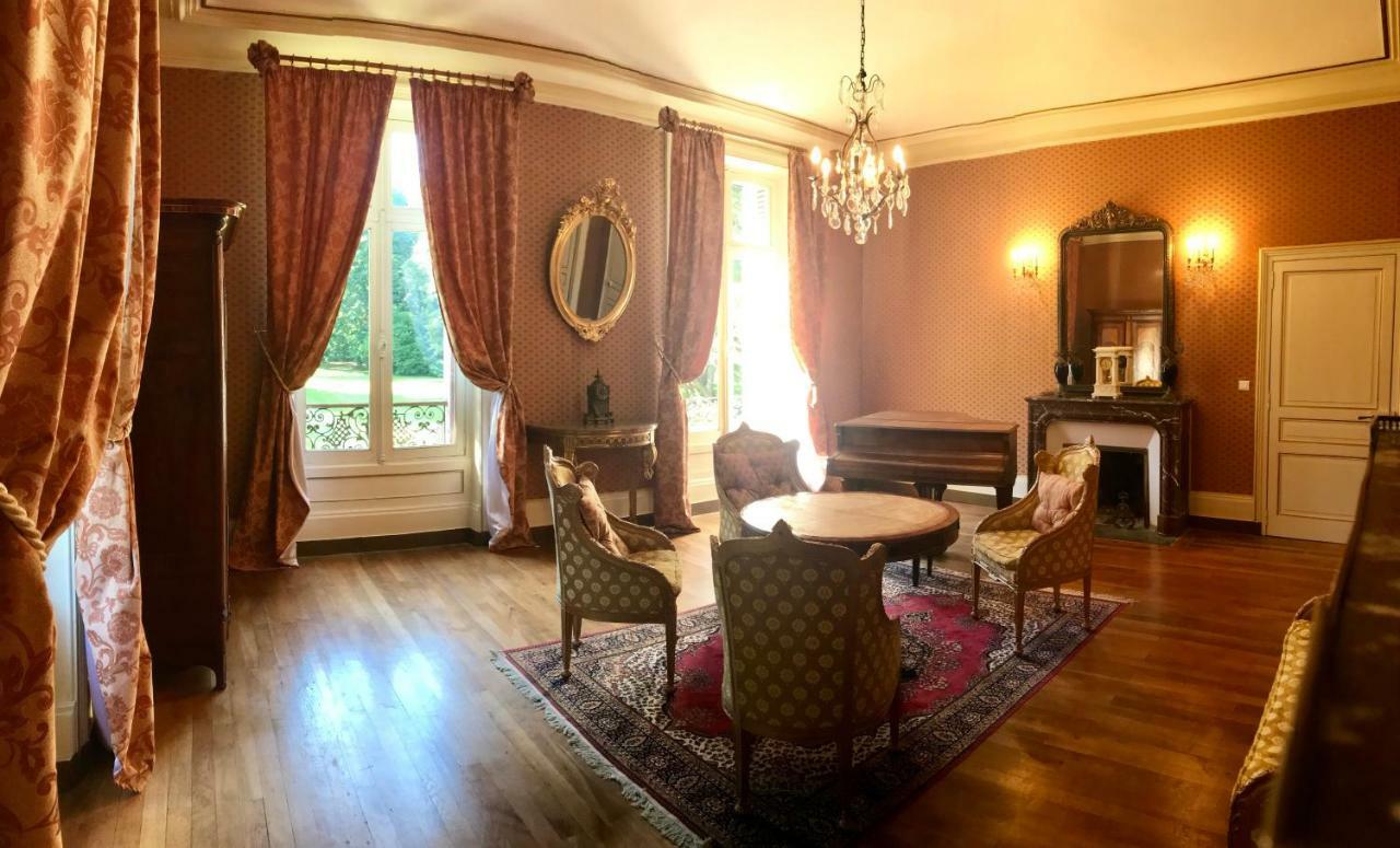 Chateau De Walmath Saint-Laurent-les-Églises Extérieur photo